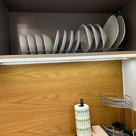 Warm And Modern Brand New Apartment 比雷埃夫斯 外观 照片
