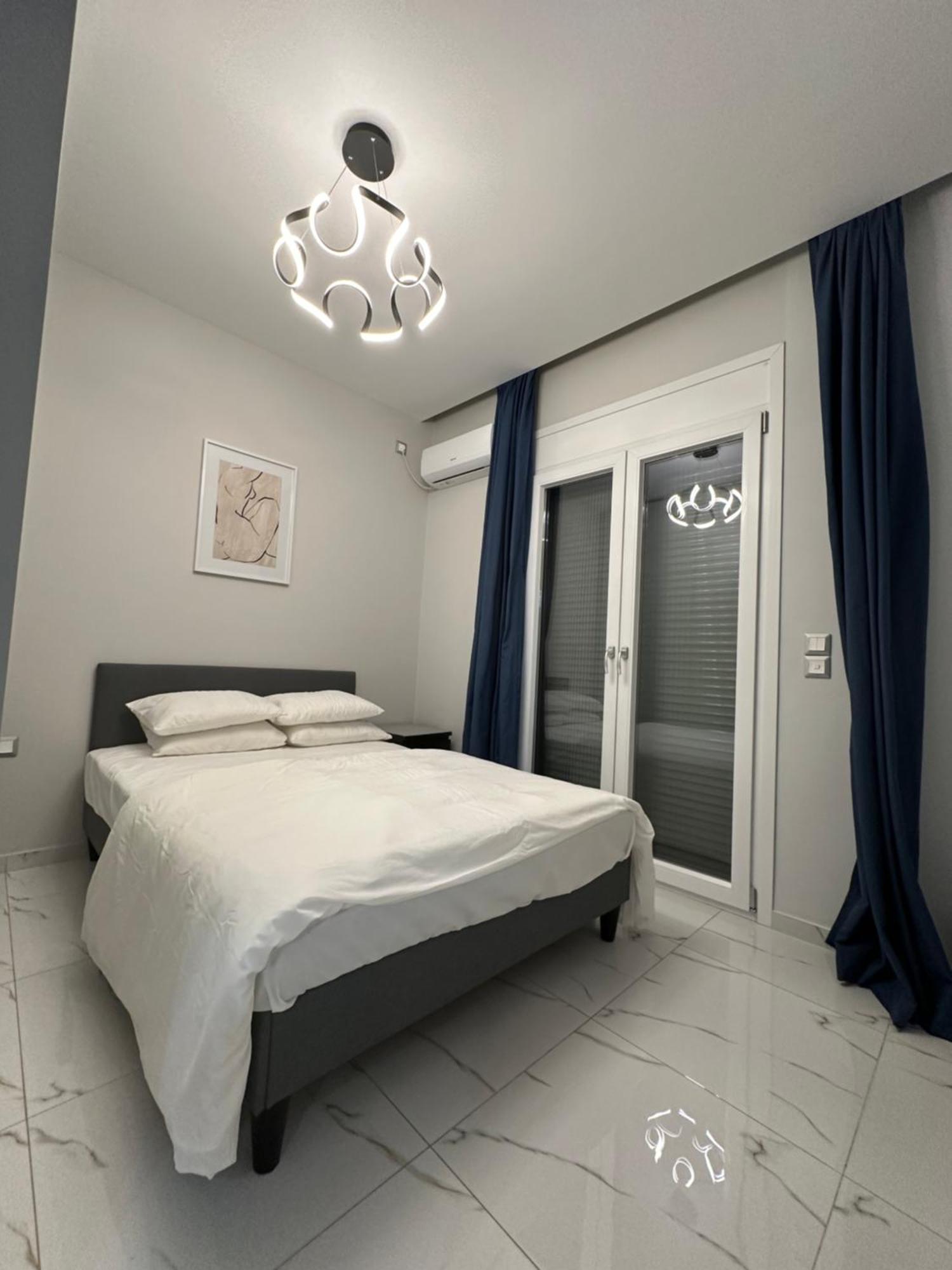 Warm And Modern Brand New Apartment 比雷埃夫斯 外观 照片